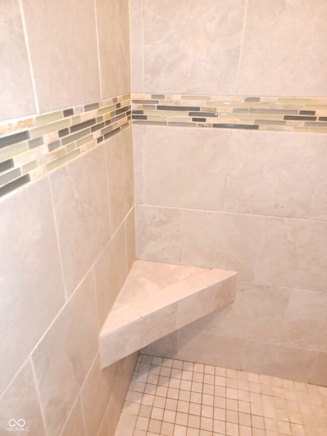 Building Photo - 818 Bluegrass Trail