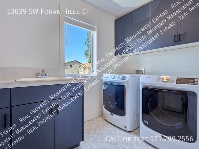 Building Photo - 13039 SW Foran Hills Ct