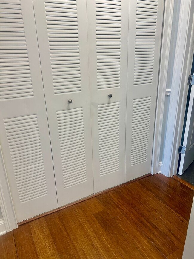 Building Photo - Flo-Mar Terraces