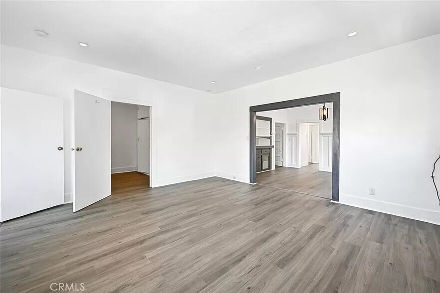 Building Photo - 1824 1/2 Arapahoe S
