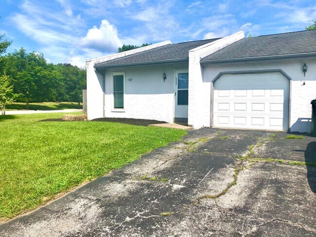 Building Photo - 6398 Shelton Ct
