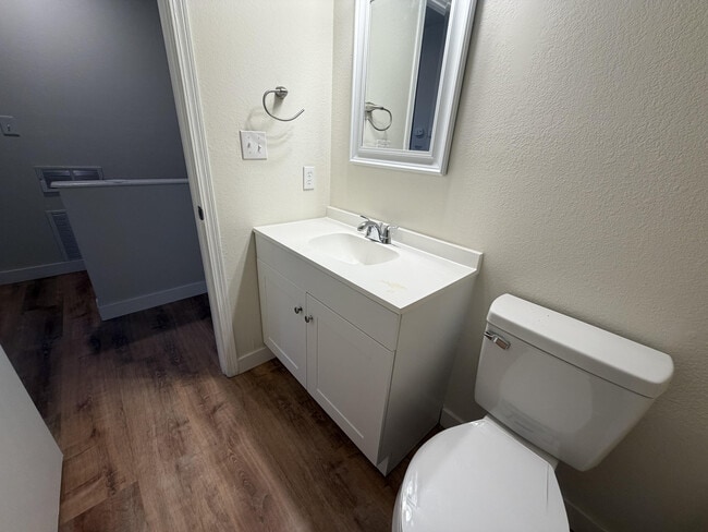 Building Photo - 1703 Hanover Blvd