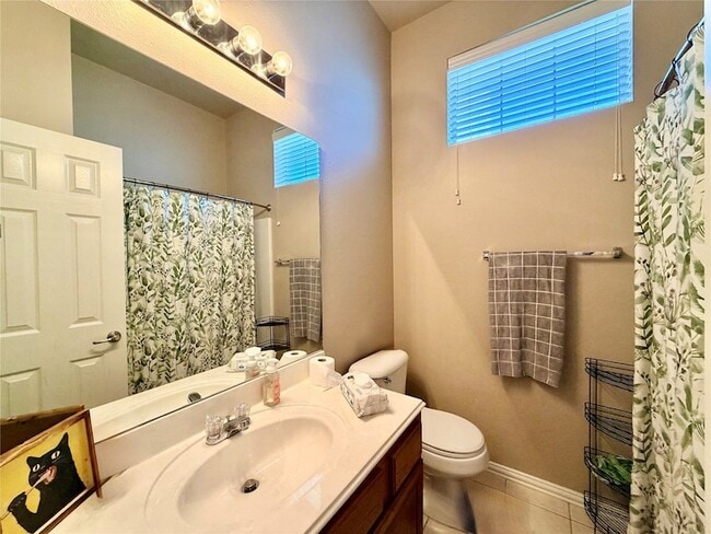 Building Photo - 1506 Poinsettia Blvd