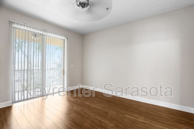 Building Photo - 8078 Moonstone Dr