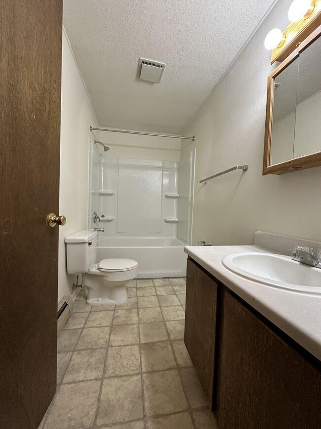Building Photo - 2 bedroom in Billings MT 59102
