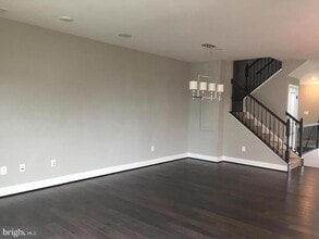 Building Photo - 6489 Jack Linton Dr N