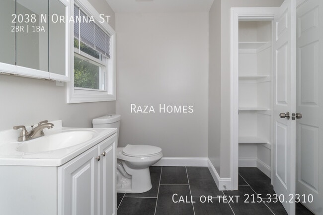 Building Photo - 2038 N Orianna St