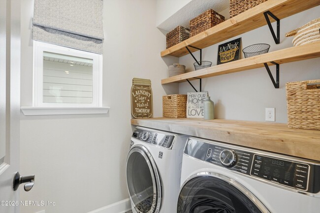 Building Photo - 101 Sea Grn Wy