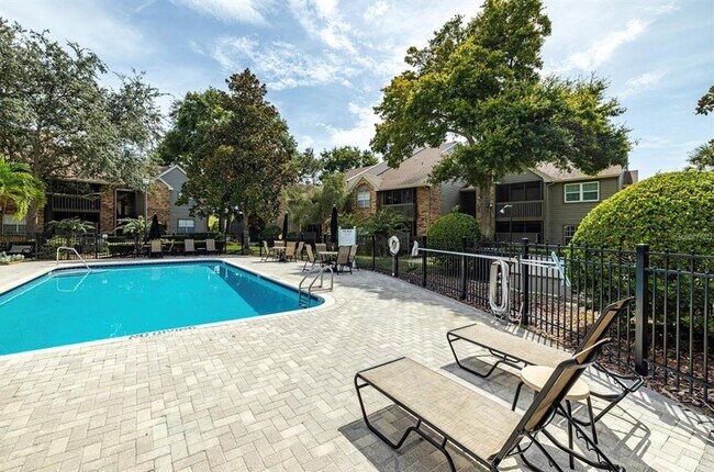 Building Photo - 2500 Winding Creek Blvd
