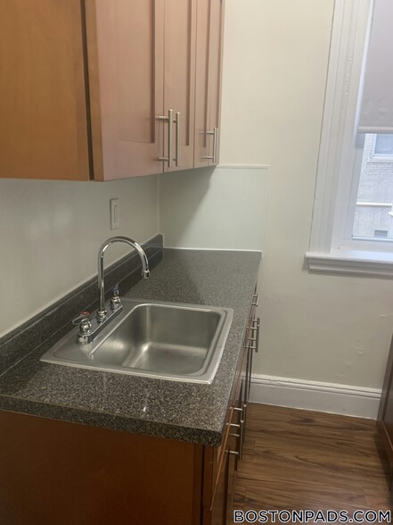 Primary Photo - 1185 Boylston St