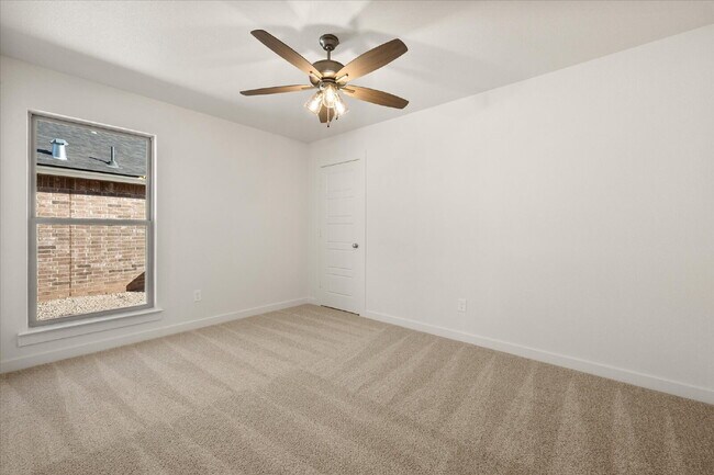 Building Photo - Beautiful New Build Home in Cypress Ranch!