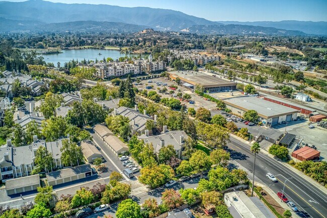 Building Photo - 2-Bedroom/2 bath near Almaden Lake! - $3,400/mo