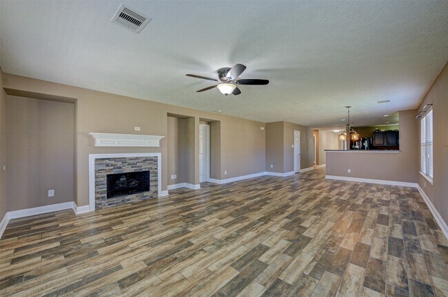 Building Photo - 16011 Heights Harvest Ln