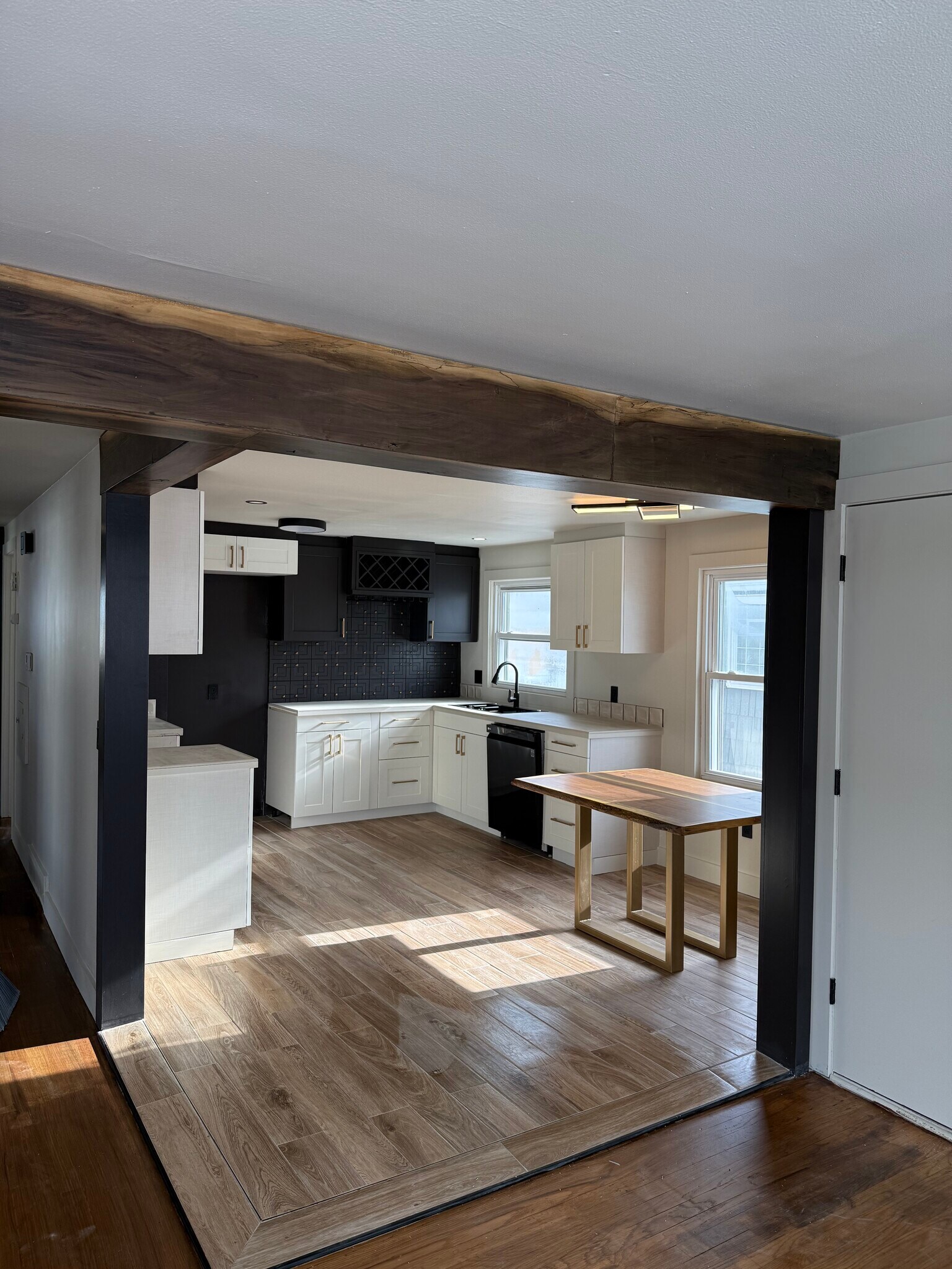 Kitchen - 4330 N 91st St