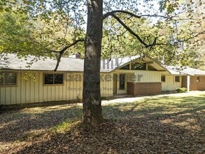 Building Photo - 163 Old Norton Rd