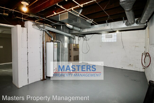 Building Photo - 3 br, 1 bath House - 1816 Marne Ave