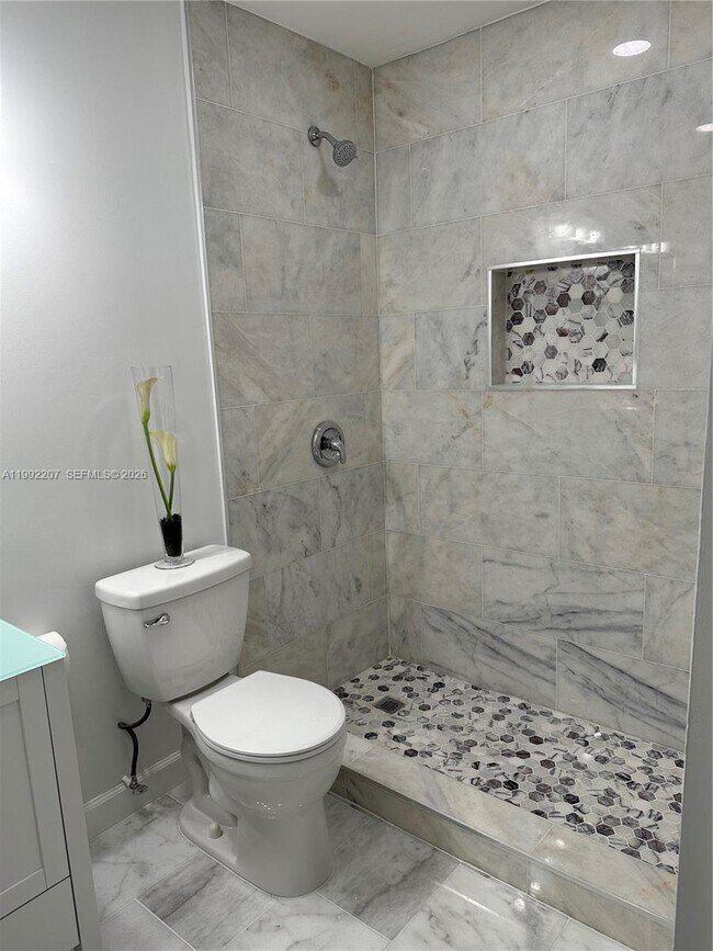 Building Photo - 11344 NW 72nd Ln