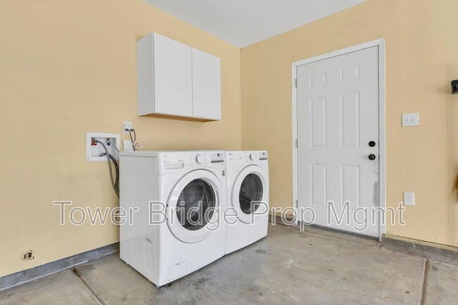 Building Photo - 1131 Odonnell Ave