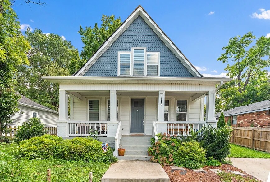 Exterior Front - 1112A McGavock Pike