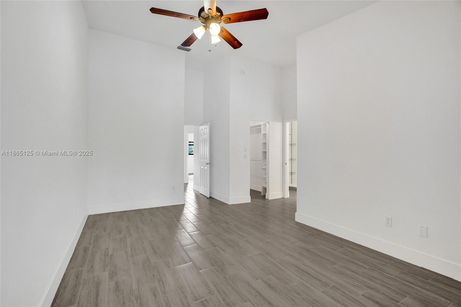 Building Photo - 4163 SW 85th Ave