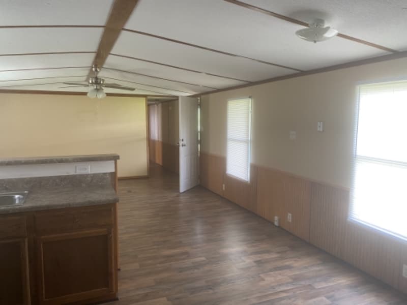 Building Photo - 223 John Way