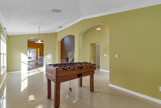 Building Photo - 5604 Florence Harbor Dr