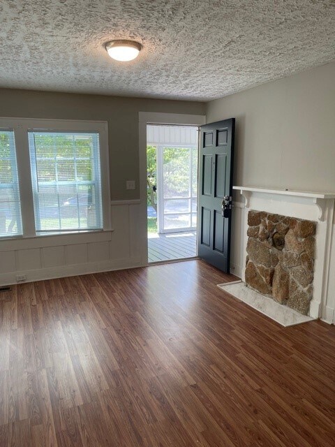 Building Photo - 1036 Ridge Ave