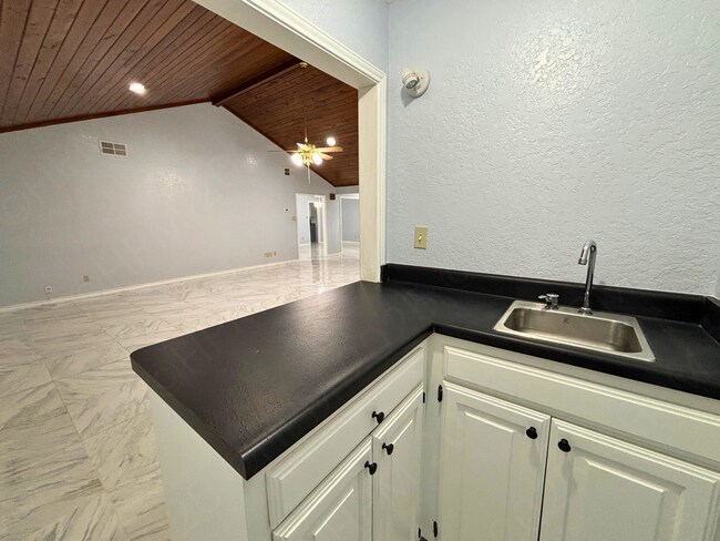 Building Photo - 6318 Firestone Pkwy