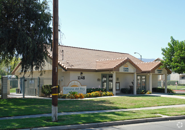 Building Photo - Corona Del Rey