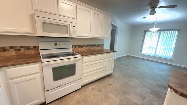 Building Photo - Newly upgraded 3-bedroom by City Park!