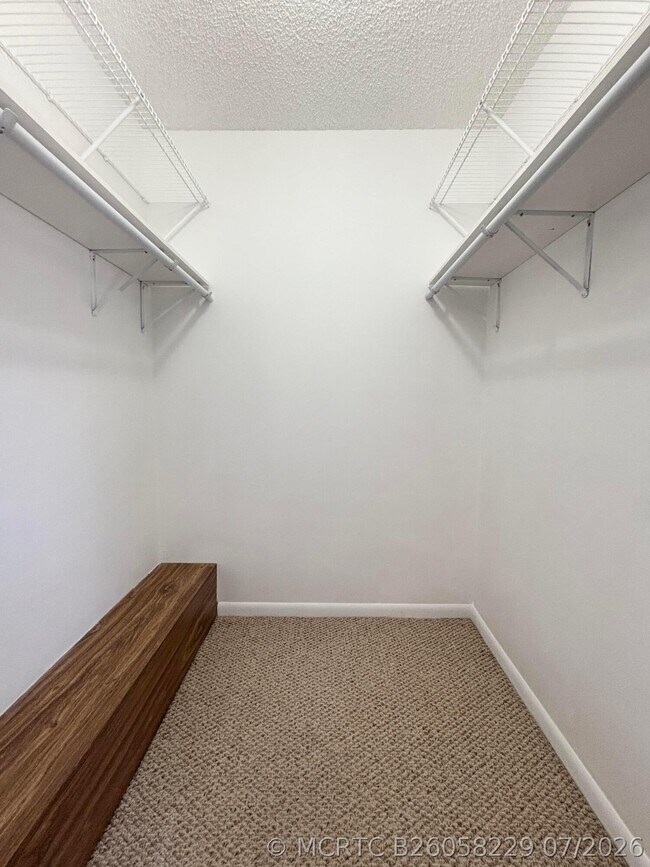 Building Photo - 1402 14th Way