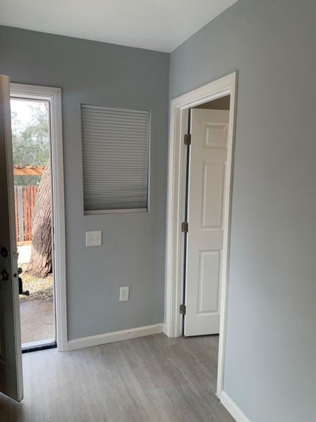 Building Photo - 2 bed 1 Bath on Adobe