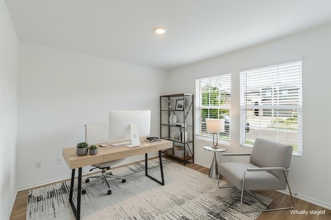 Building Photo - 1729 Catahoula Dr