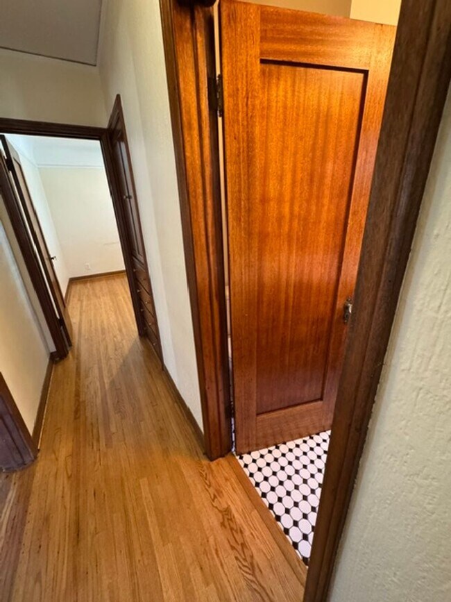 Building Photo - 2501 Eucalyptus Ave