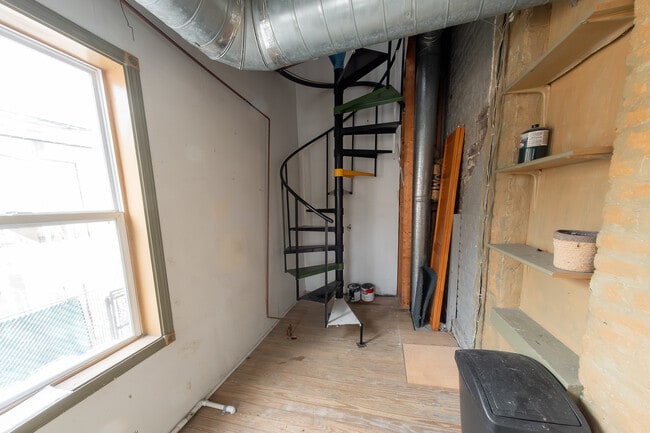 Building Photo - 1304 N Campbell Ave