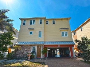 Building Photo - Available June 1st | Stunning Waterfront Home in Madeira Beach – 3 Bed / 3 Bath