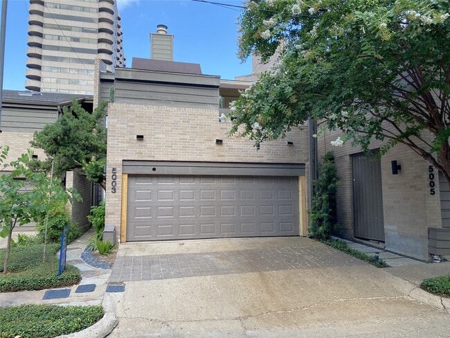 Building Photo - 5003 Yoakum Blvd