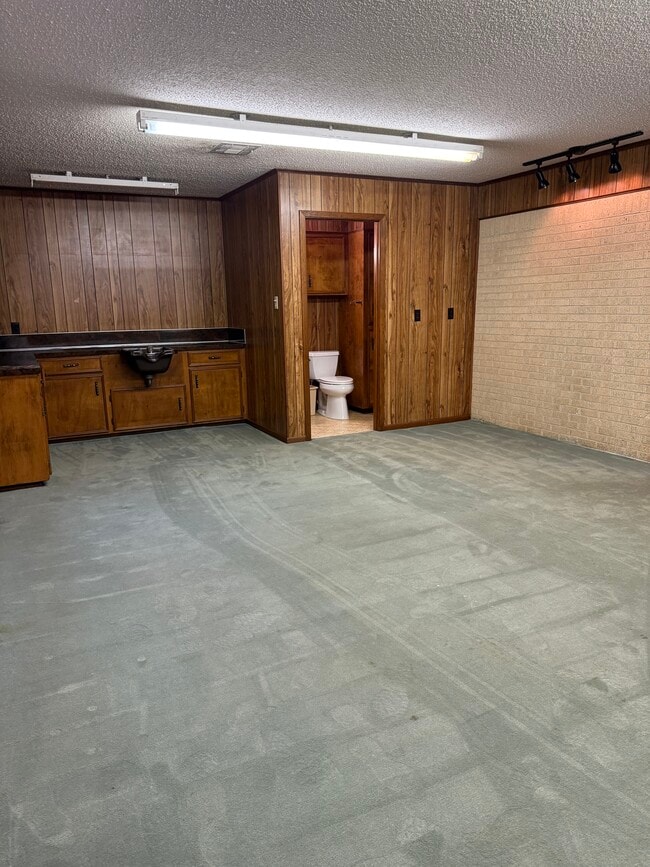 Building Photo - 510 Wilmuth St