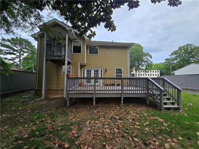 Building Photo - 2616 Boland Dr NE