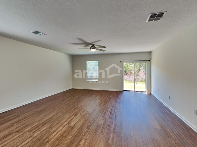 Building Photo - 4365 Seven Canyons Dr