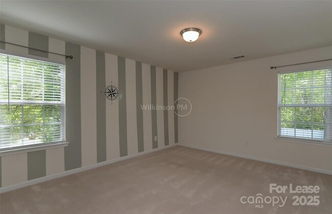 Building Photo - 9409 Pond Vista Court
