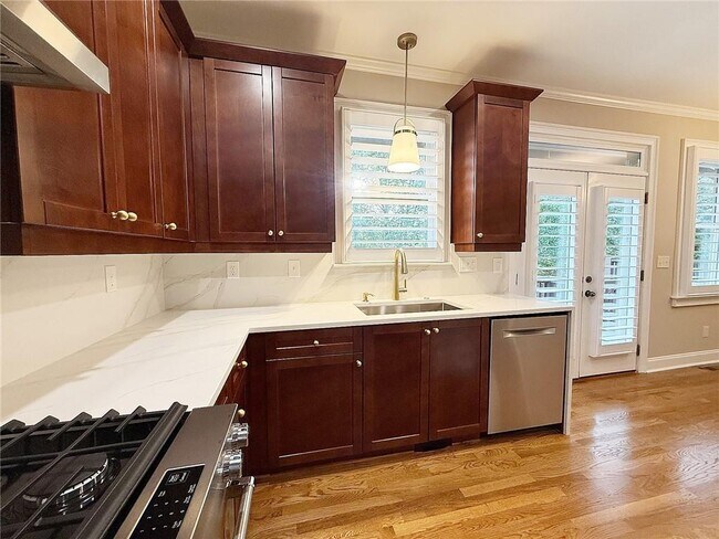 Building Photo - 3641 Ridge Towne Dr