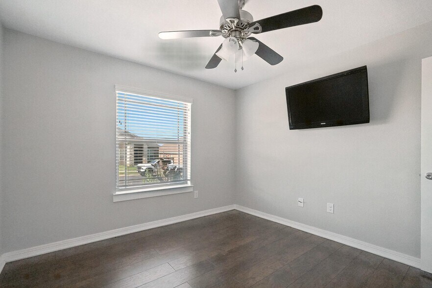 Building Photo - 4102 Forrest Creek Ct