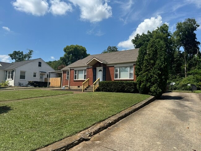 Building Photo - 5532 Kendall Dr