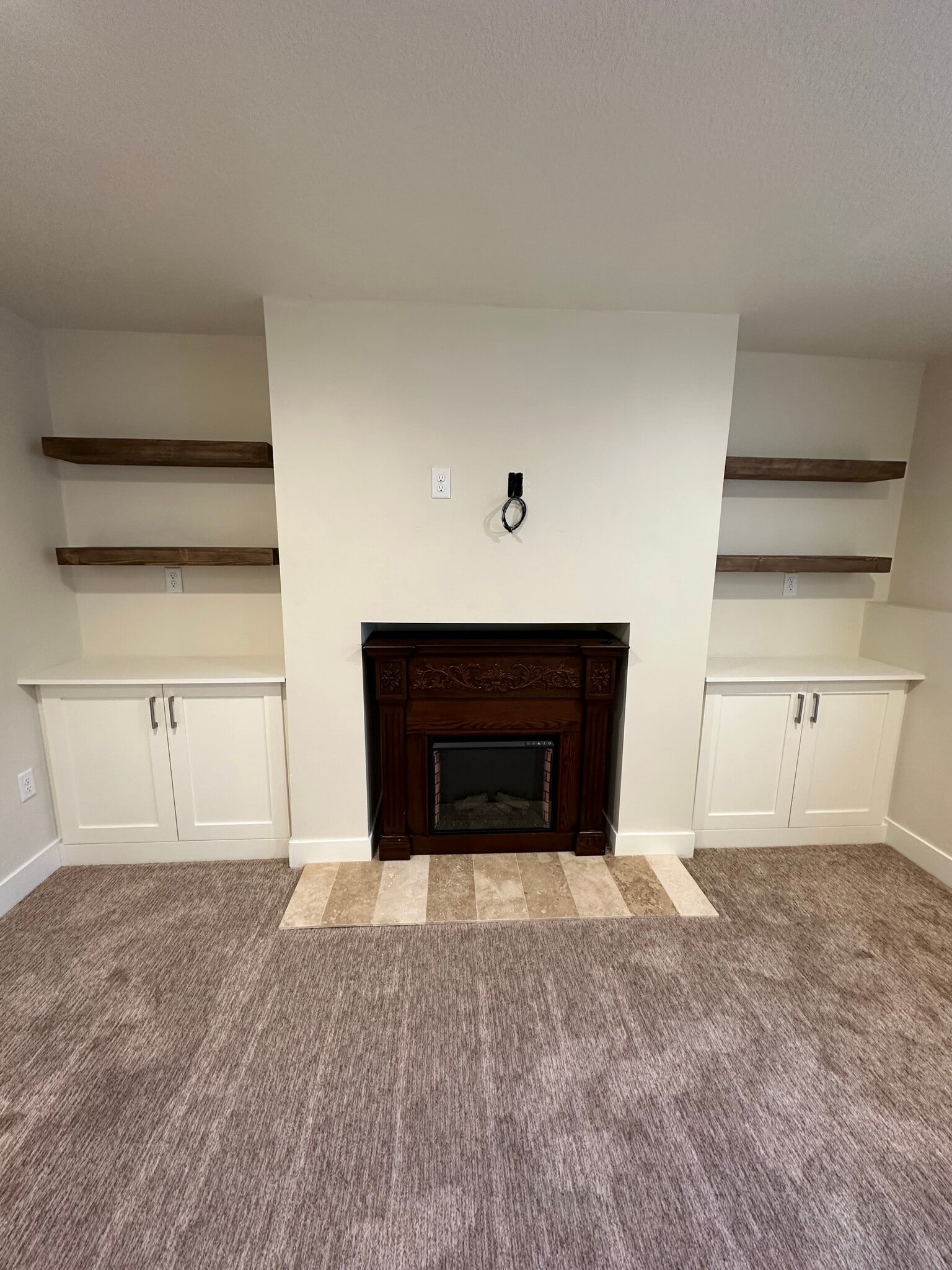 Building Photo - 2687 W 220 N