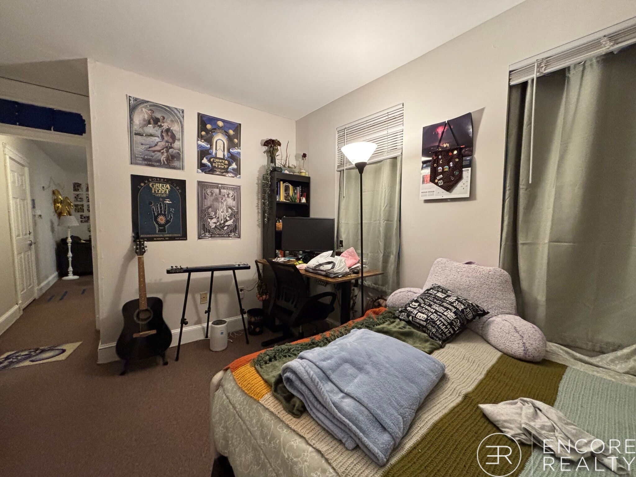 Building Photo - 8 Aberdeen St