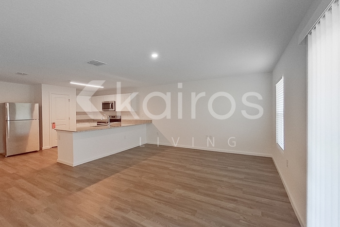Building Photo - 7955 97th Ct