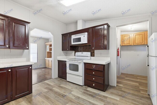 Building Photo - 13665 FM2331