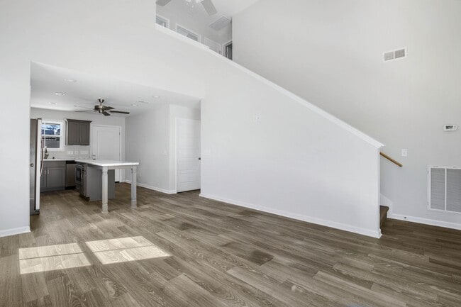 Building Photo - 100 Billy Robb St