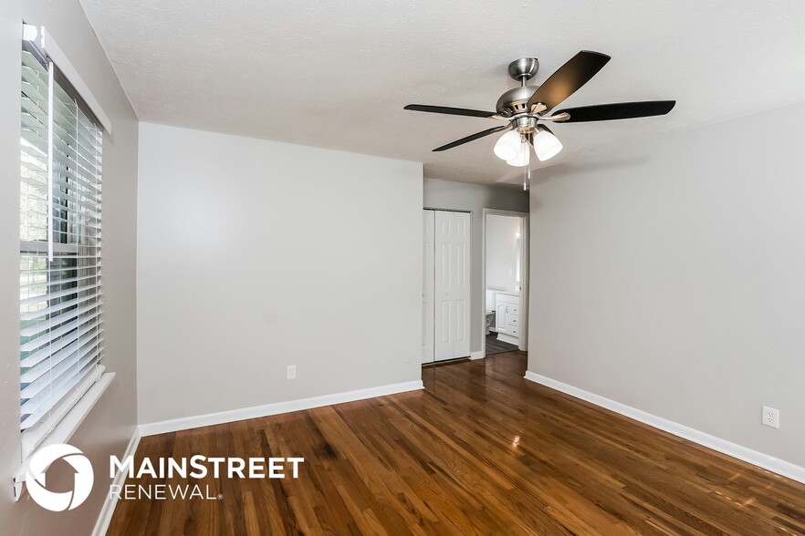 Building Photo - 3600 Ember Cir